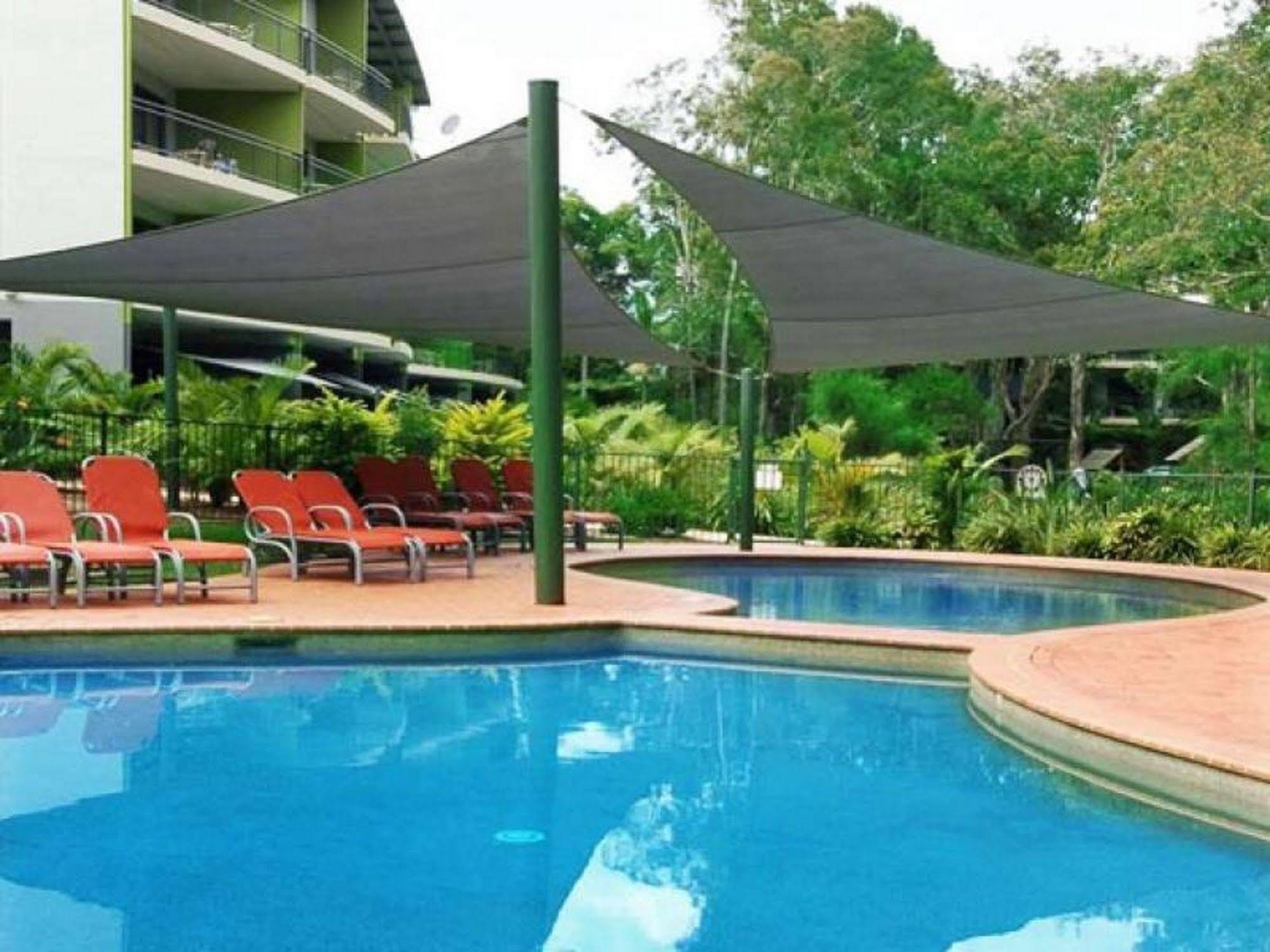 Flynns Beach Resort พอร์ตแมคควอรี ภายนอก รูปภาพ
