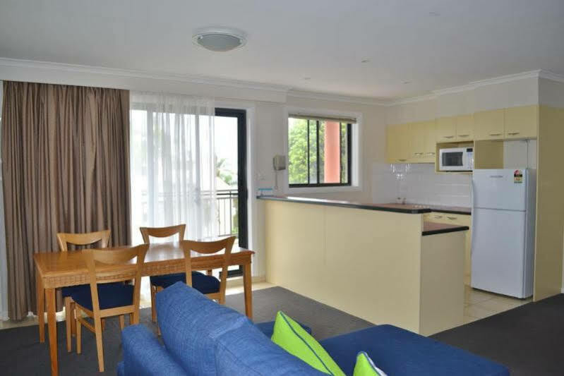 Flynns Beach Resort พอร์ตแมคควอรี ภายนอก รูปภาพ